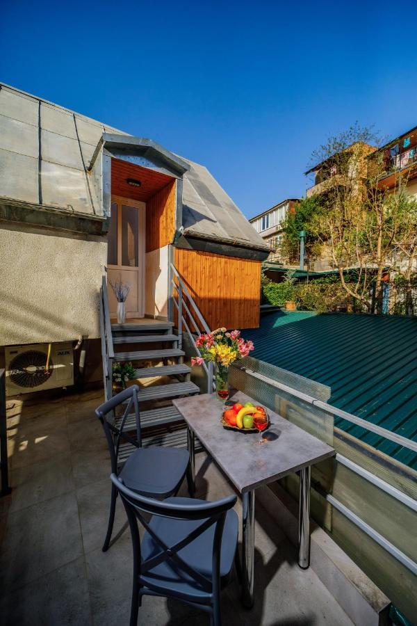 Rustaveli Apartment With Gym تبليسي المظهر الخارجي الصورة